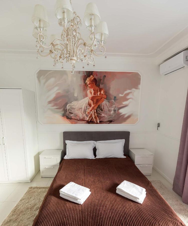Sun Apartments Kiev Bagian luar foto