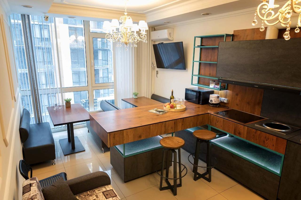 Sun Apartments Kiev Bagian luar foto