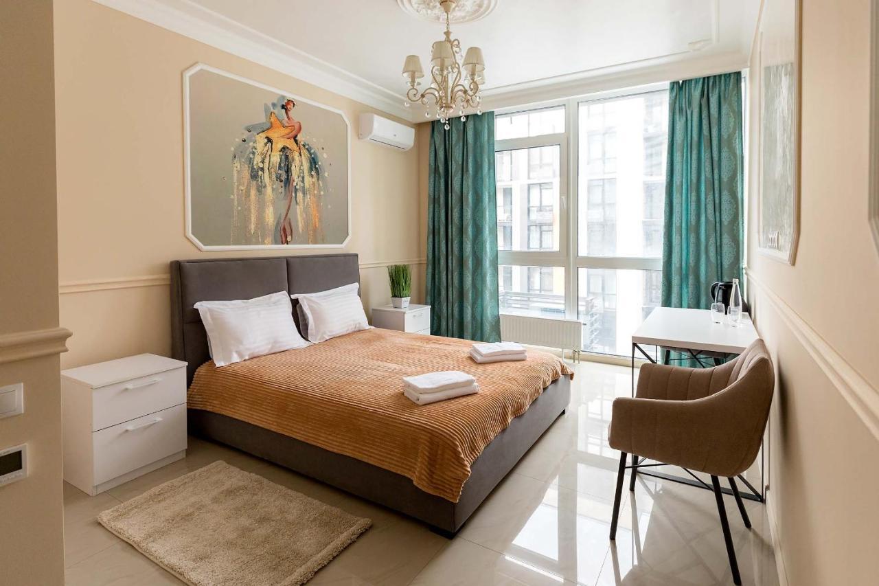 Sun Apartments Kiev Bagian luar foto