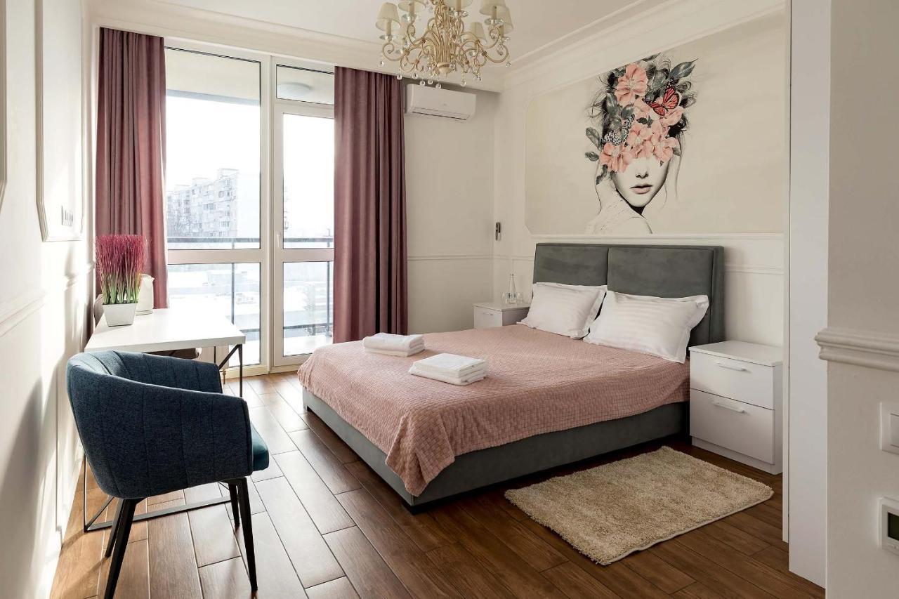 Sun Apartments Kiev Bagian luar foto