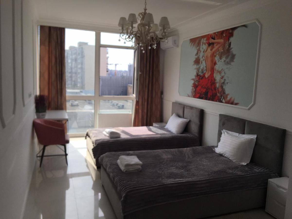 Sun Apartments Kiev Bagian luar foto